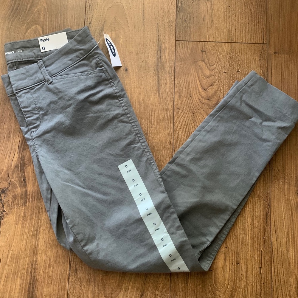 Old Navy Pixie Ankle Skinny’s